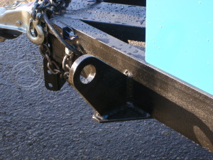 Heavy duty lifting lugs